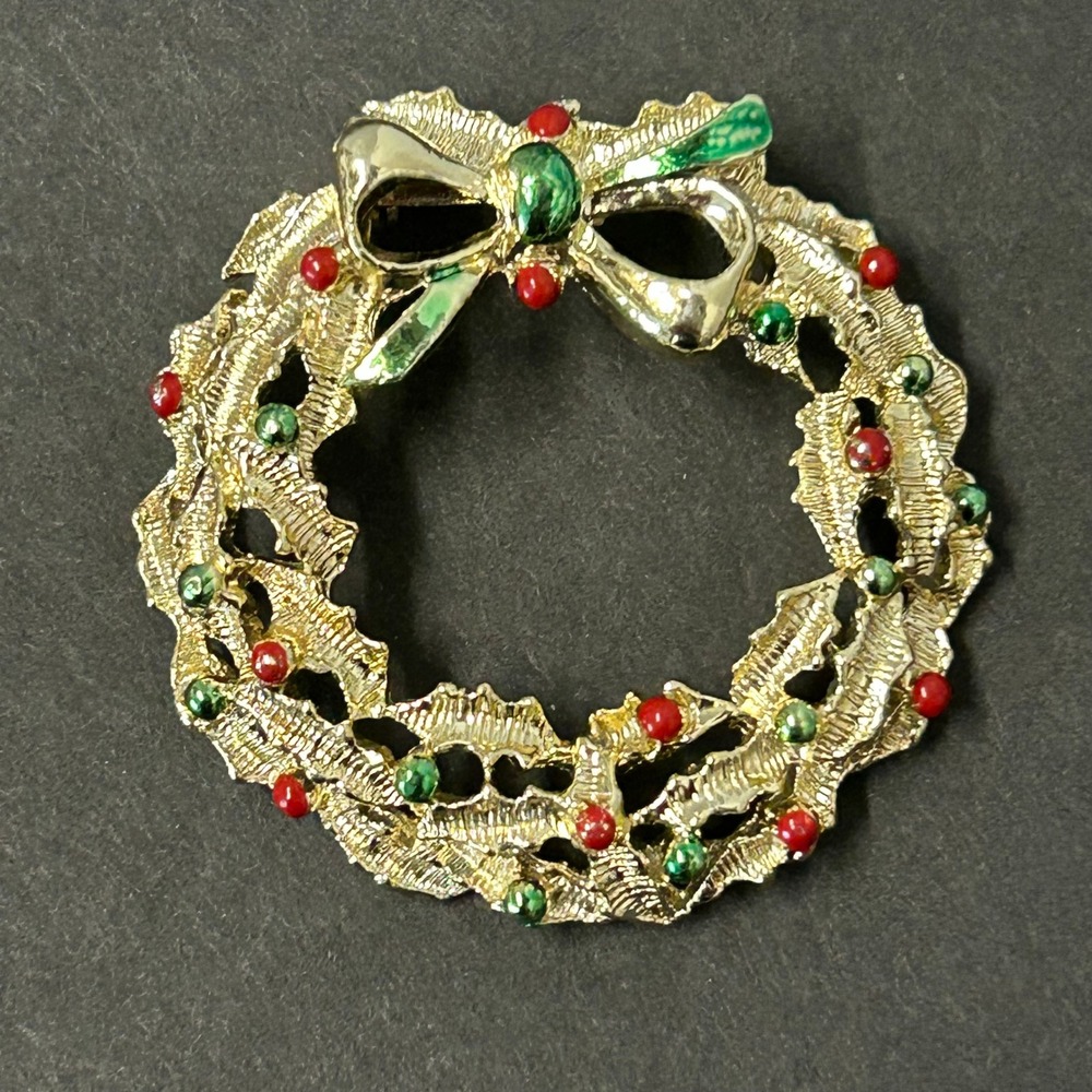 Vintage Gerrys Wreath Brooch Gold Christmas Enamel Holiday Pin
